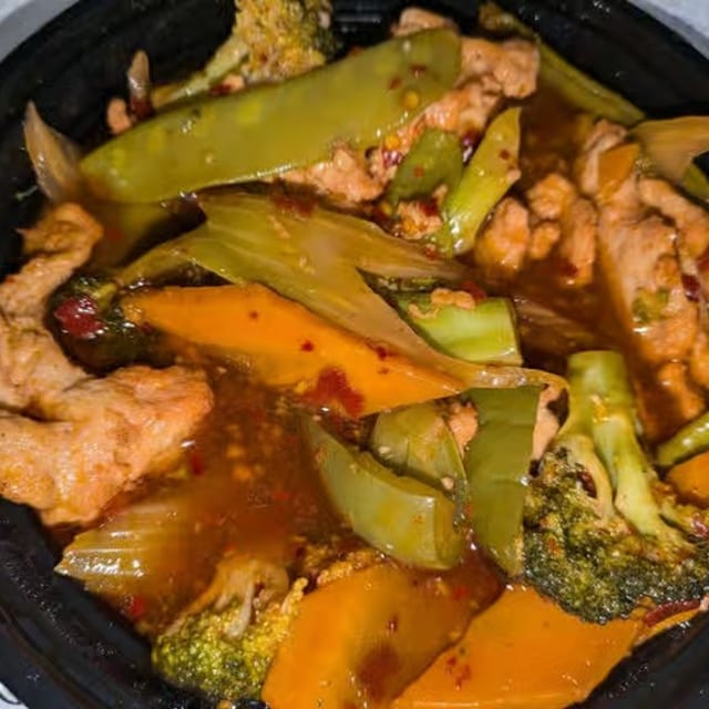 90. Chicken with Garlic Sauce.