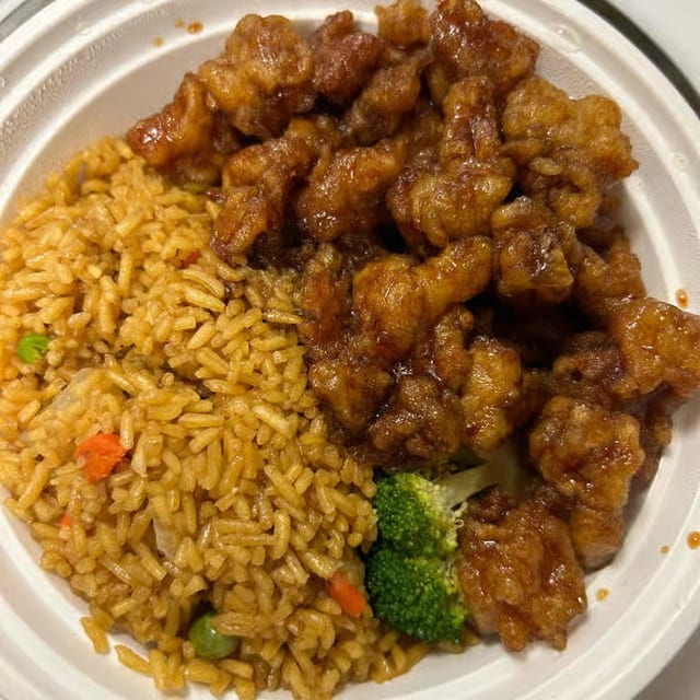 L27. General Tso's Chicken.