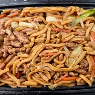 L10. Roast Pork Lo Mein (Noodles)